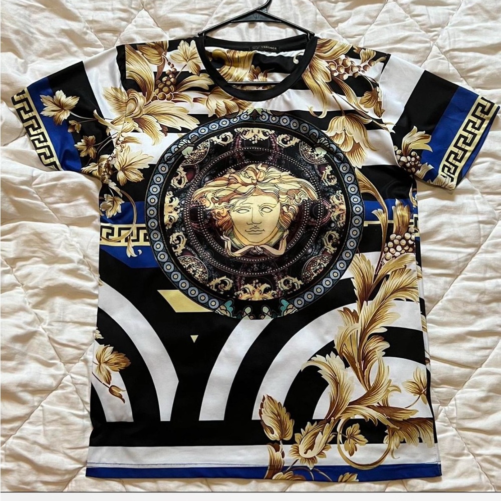 Medusa Graphic Tee in Black and Gold